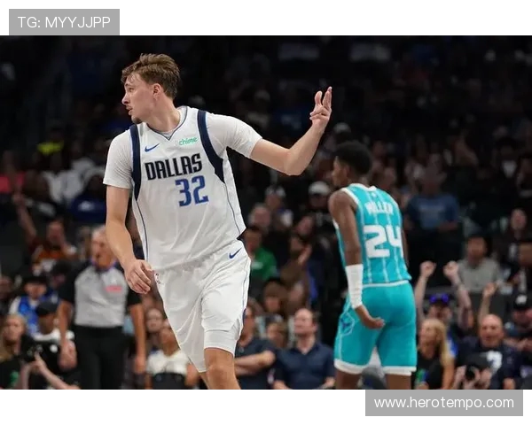 弗拉格训练师揭秘:好胜基因注入独行侠,新赛季冲冠拼图已就位